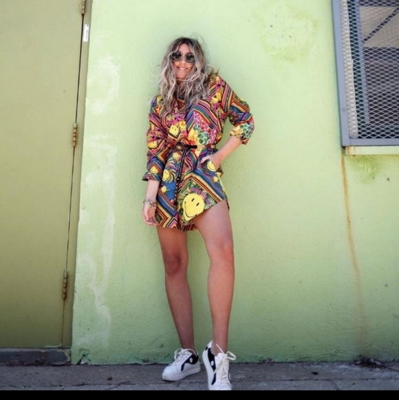 Farm Rio Smiley Romper - Picture 7 of 7